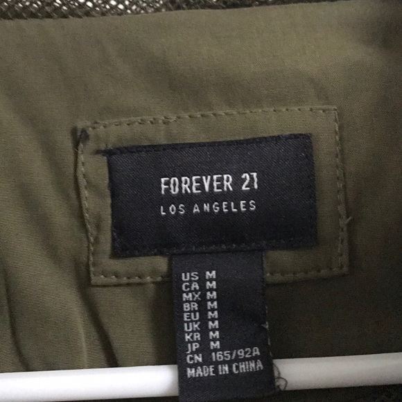 Green jacket - Picture 3 of 3